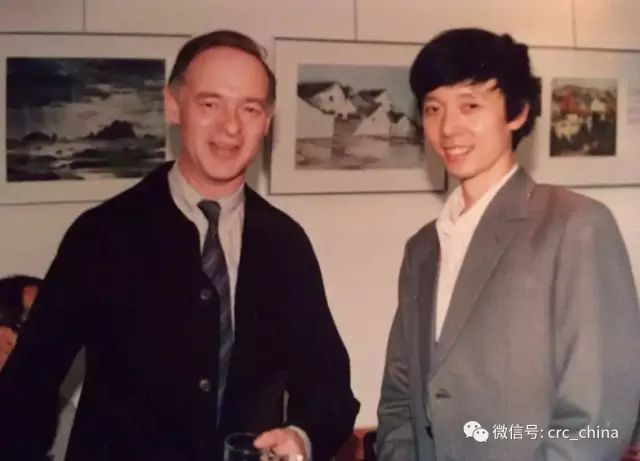 美院有位「最好‘色’」的教授，承包了中国城市的色彩