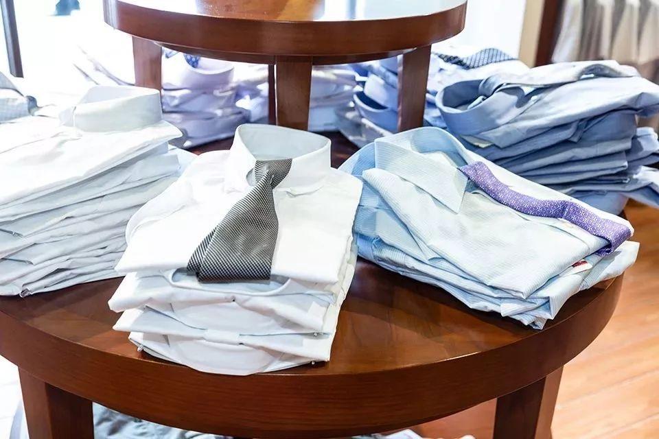 顺便去佛罗伦萨小镇,用3000块去佛罗伦萨小镇