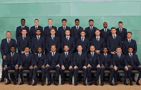 俄罗斯世界杯德国队西服,世界杯法国队穿西装见马克龙