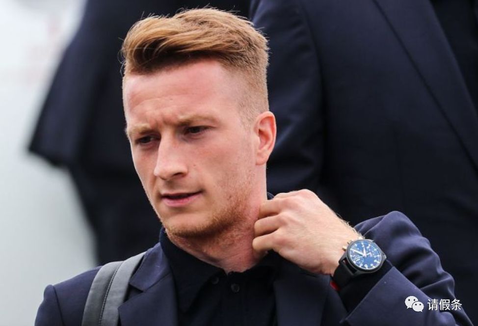 俄罗斯世界杯德国队西服,世界杯法国队穿西装见马克龙