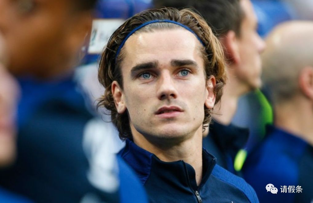 俄罗斯世界杯德国队西服,世界杯法国队穿西装见马克龙