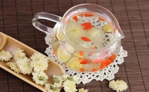 养生泡枸杞,啤酒泡枸杞做法