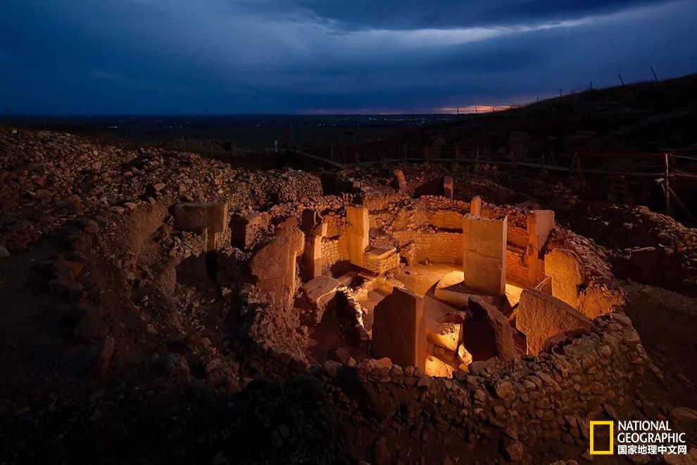 “对球当歌，人生几何”，看世界杯时为什么爱喝酒呢？