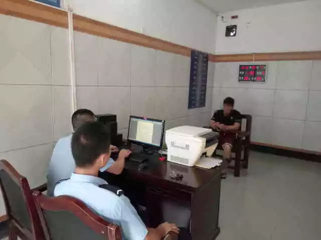 警察把造谣者给抓了会怎样处理,男子造谣袭警事件被拘留