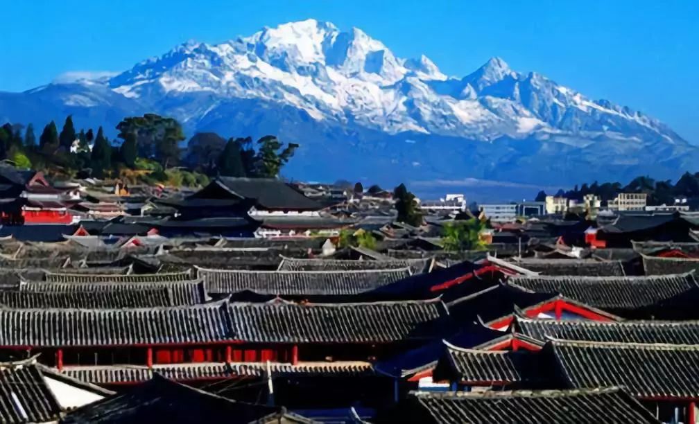 昆明到丽江高铁风景,2021年昆明到丽江高铁沿途风景