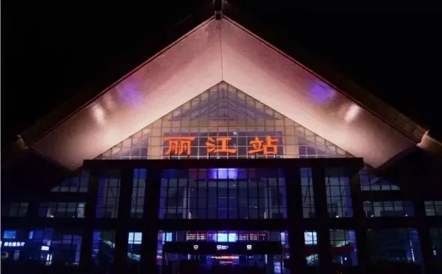 昆明到丽江高铁风景,2021年昆明到丽江高铁沿途风景