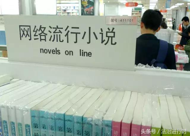 宝马车疑似被野火烧成空壳,新款宝马出事故