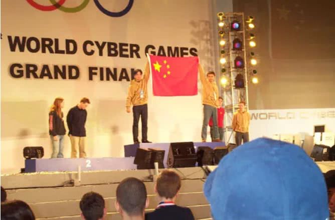 从娱乐圈走向体育圈,从娱乐转型电商