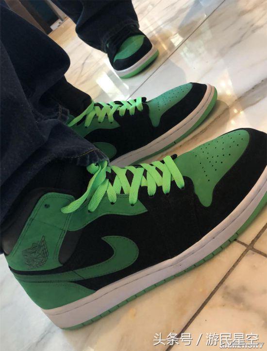 耐克nasa联名球鞋,耐克针织彩虹跑鞋