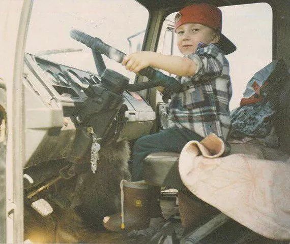 一夜走红的俄罗斯96小将，这可能是全网最全“戈洛文简介”