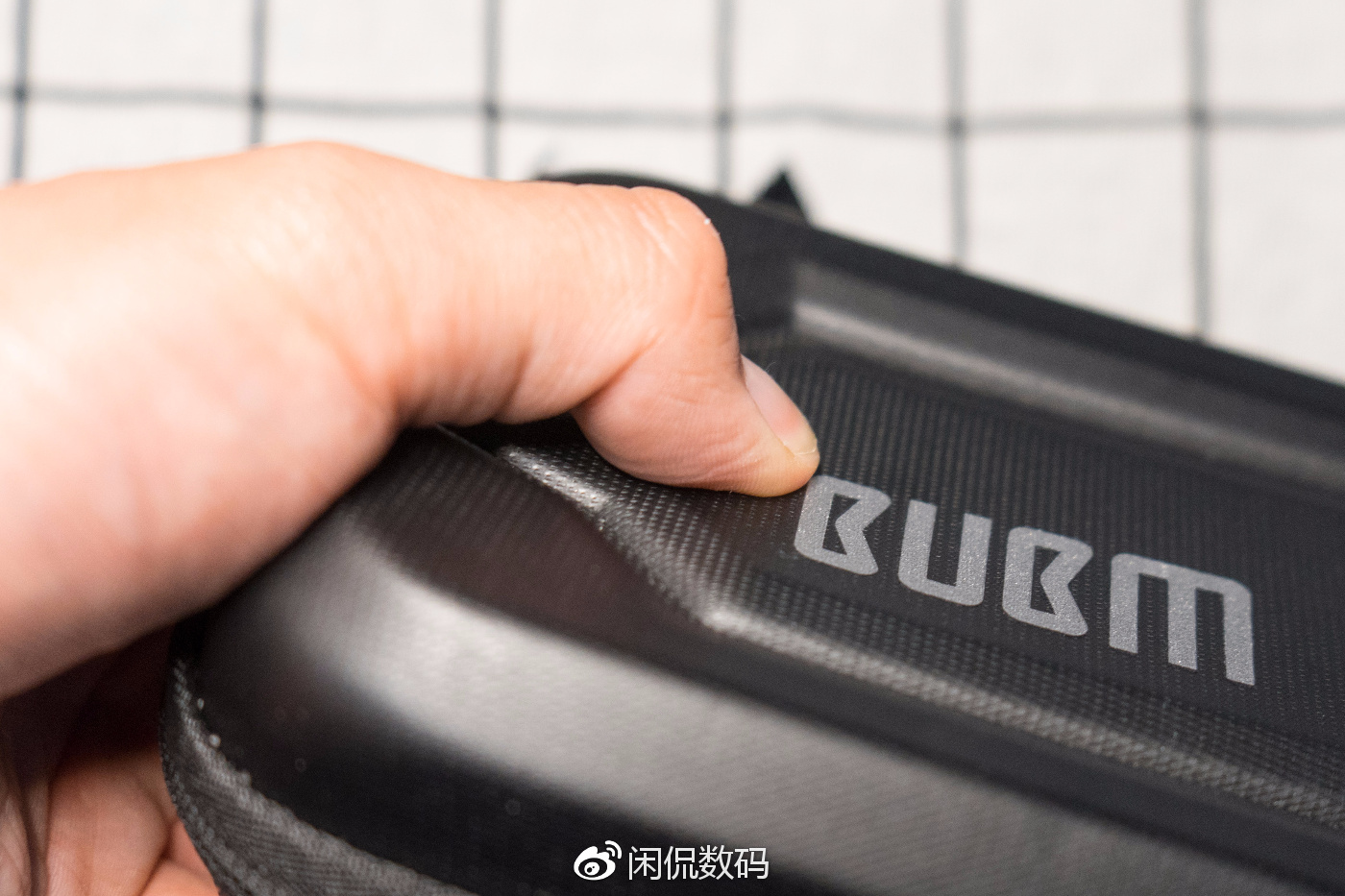 switch倍思轨道收纳包评测,switch带壳后收纳包推荐