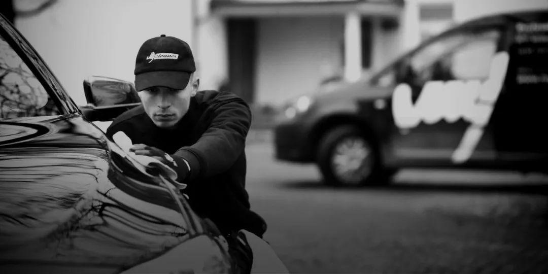 自己动手打蜡洗车用什么蜡比较好,自己给车打蜡最好使用什么蜡