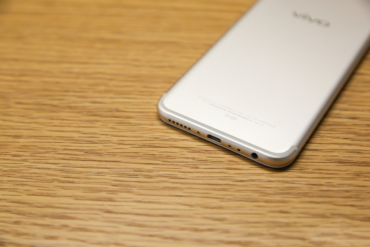 vivo2999旗舰机,vivo新机2299元