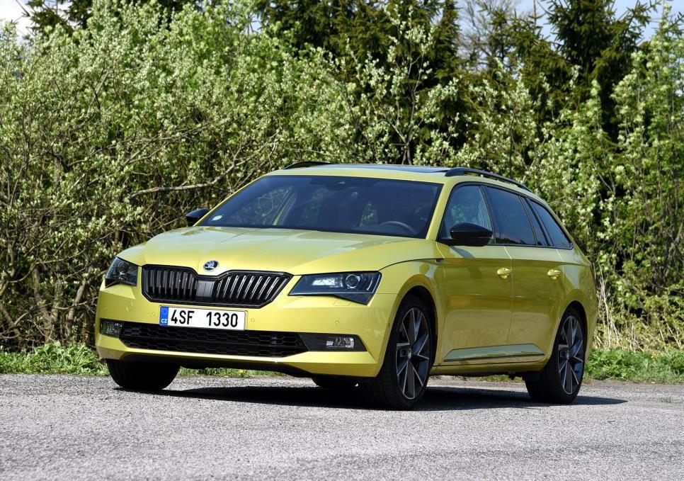 世界巨星都开什么车,世界巨星梅西