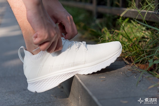 阿迪耐克和小米鞋,米家运动鞋最新款