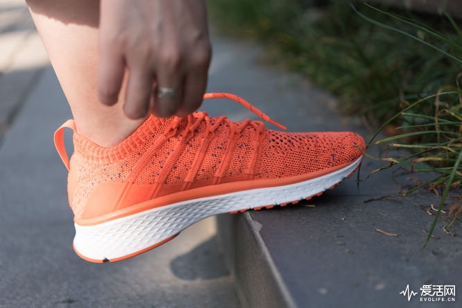 阿迪耐克和小米鞋,米家运动鞋最新款