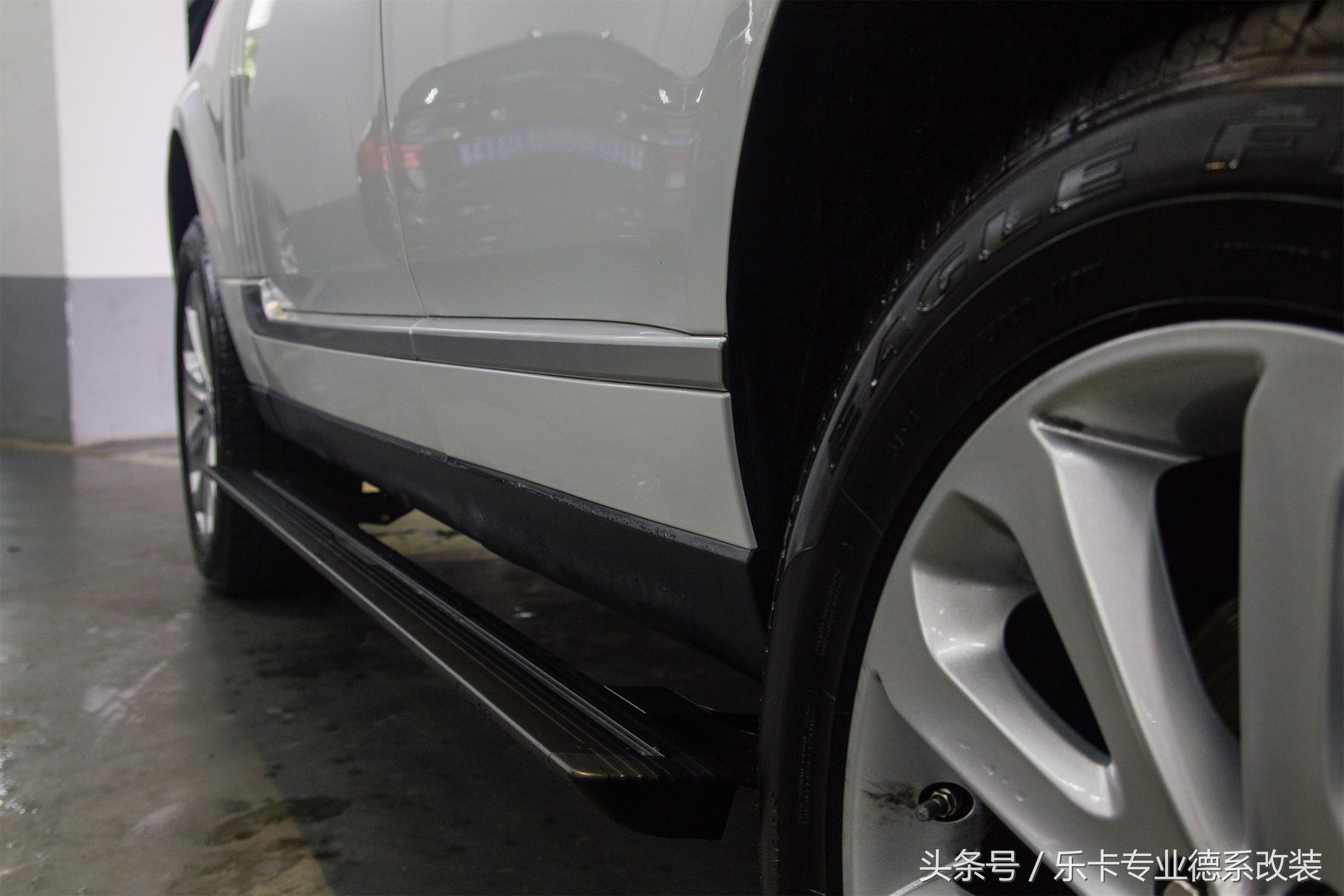 路虎揽胜行政踏板加装,路虎揽胜运动加装踏板