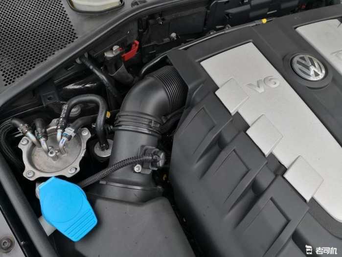 内饰媲美奔驰s,内饰与奔驰媲美的车