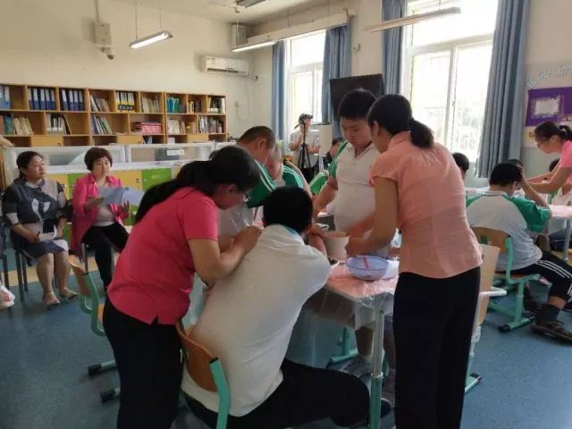 「速递」以个别化教育为基础,探索新时代培智教育课程改革:北京师范大学培智教育课程与教学改革研讨会在北京市朝阳区安华学校举行(一)