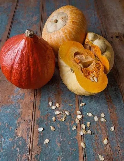 吃西瓜的时候要吐籽吗,吃西瓜不吐籽的好处和坏处