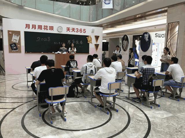 “好吧！你去看球吧”女友一句话，让很多小伙心神不宁！男人的求生欲真是强啊