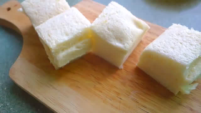 牛奶西多士的做法家庭版,花生酱夹心牛奶西多士