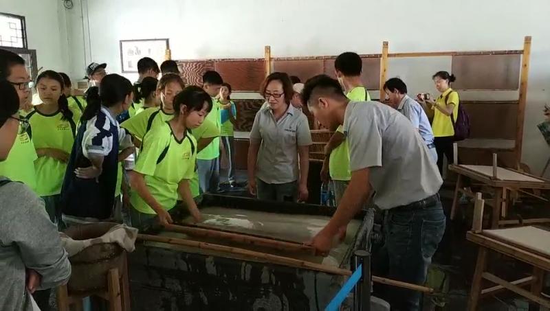 行万里路是为了寻找远方的自己,春风十里只为遇见更好的自己