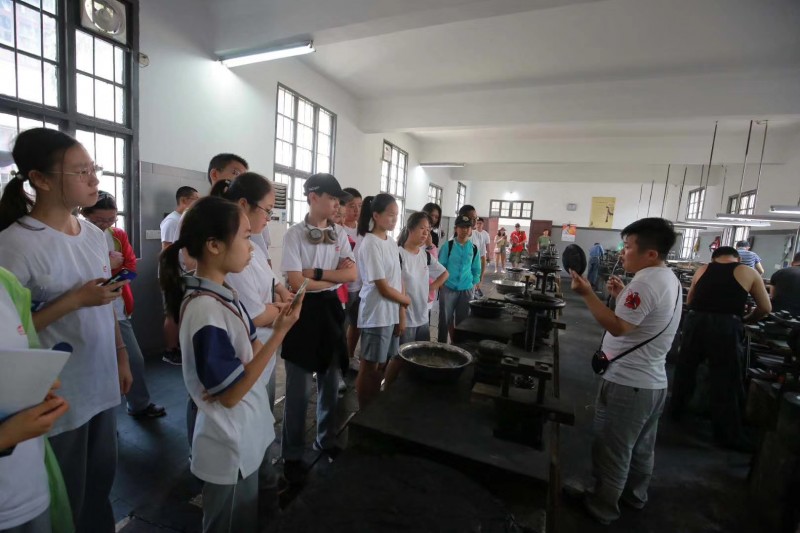 行万里路是为了寻找远方的自己,春风十里只为遇见更好的自己