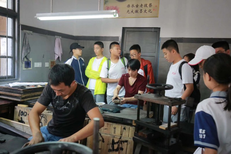 行万里路是为了寻找远方的自己,春风十里只为遇见更好的自己