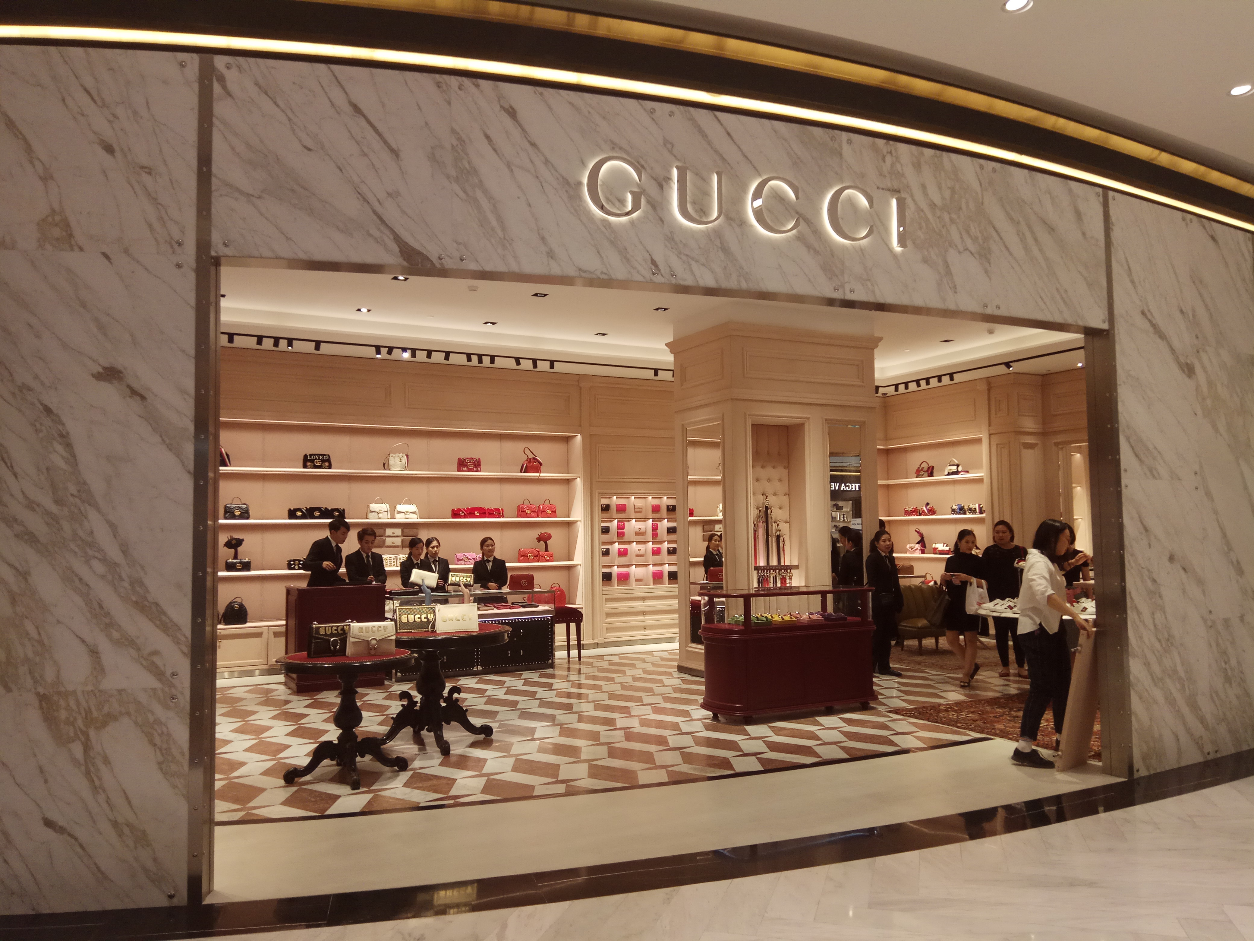 浪琴祖鲁系列泰国王权免税店,泰国曼谷王权免税店有哪些手表