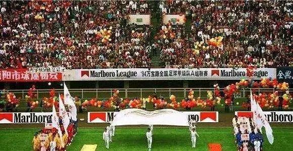 鐪嬩笘鐣屾澂涓轰粈涔堣閭ｄ箞澶氫汉,涓轰粈涔堢湅涓栫晫鏉殑浜洪偅涔堝