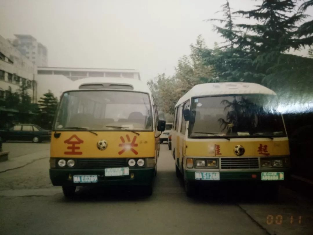 鐪嬩笘鐣屾澂涓轰粈涔堣閭ｄ箞澶氫汉,涓轰粈涔堢湅涓栫晫鏉殑浜洪偅涔堝