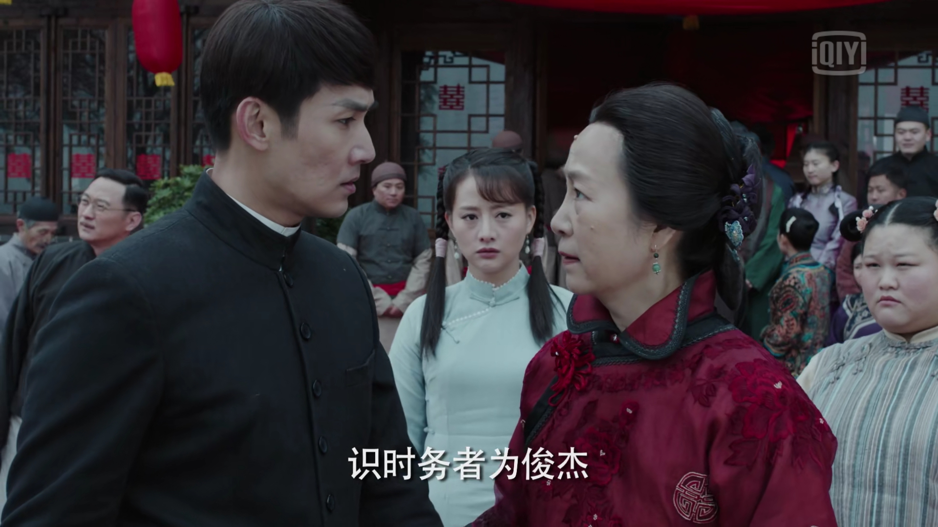 楼外楼水莲,楼外楼在西湖哪个位置