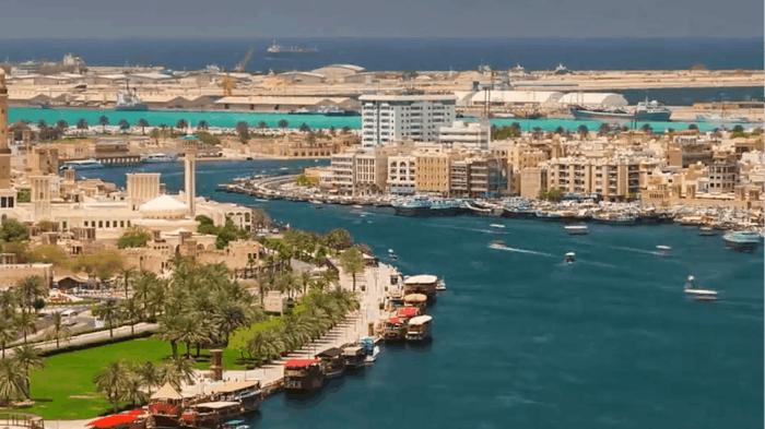 全球唯一座八星级酒店,装饰就用掉40吨黄金,专门配有*博兰**基尼接送