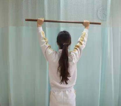 擀面杖治疗肩周炎的方法,擀筋棒治颈椎病视频