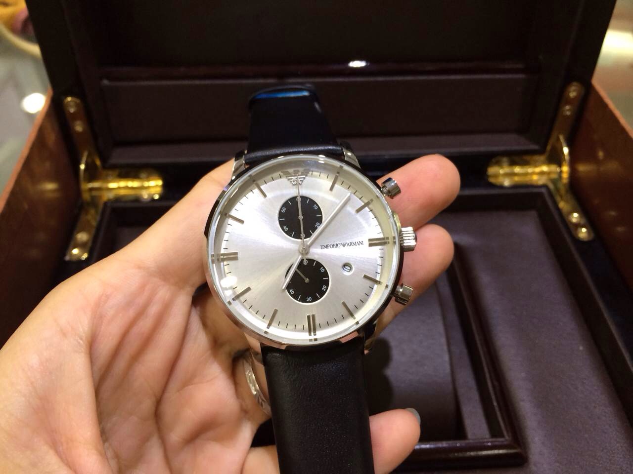 意大利的奢侈品价格,阿玛尼时尚风机械手表