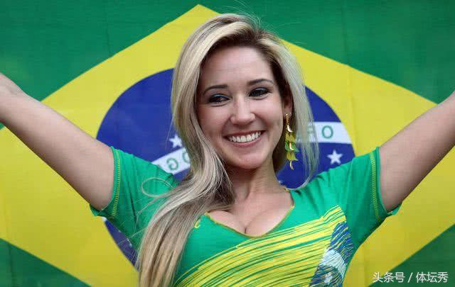 不懂球的女人看世界杯,不懂足球的人看世界杯