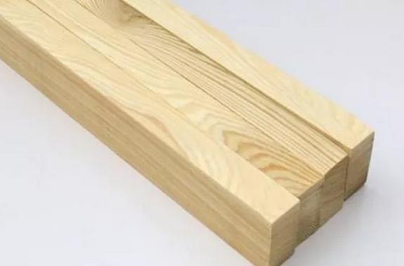 轻钢龙骨与木龙骨在选择上的利弊,吊顶选择轻钢龙骨还是木龙骨