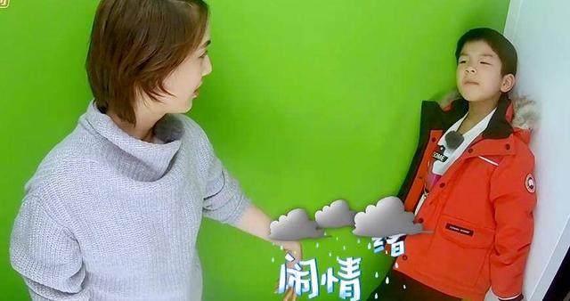 黄圣依大长腿走红,黄圣依宋小宝长腿