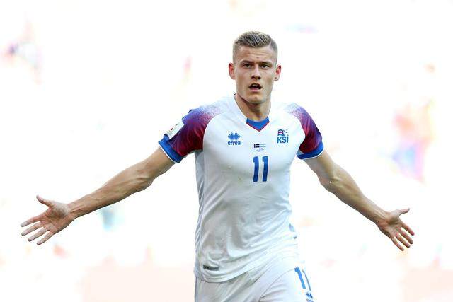 创历史！芬博加松打入冰岛世界杯第一球！