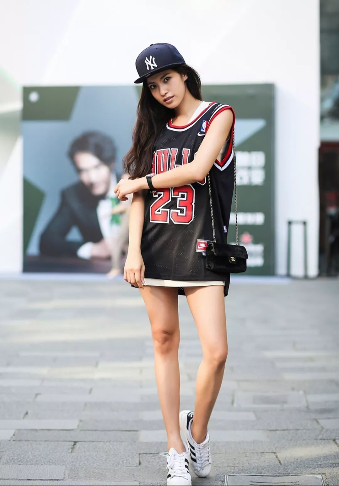 世界杯现场抢到了球衣可以拿走吗,世界杯抢球衣