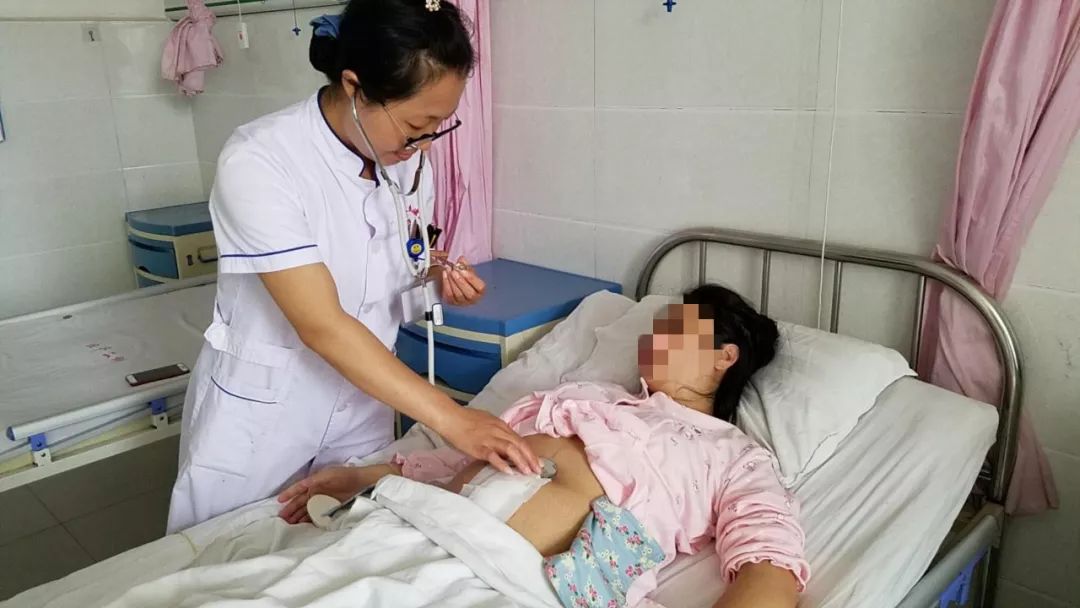 护士听诊器听诊,护士听诊器