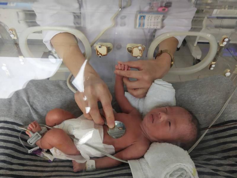 护士听诊器听诊,护士听诊器