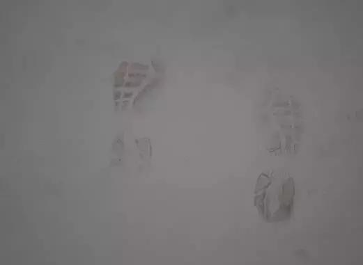 白色墙面脏了小妙招,白墙壁脏了怎么快速变白小妙招