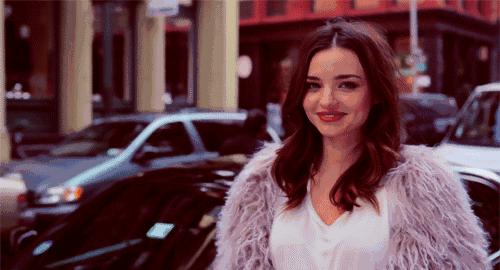 打败PVC透明包,草编包C位出道!