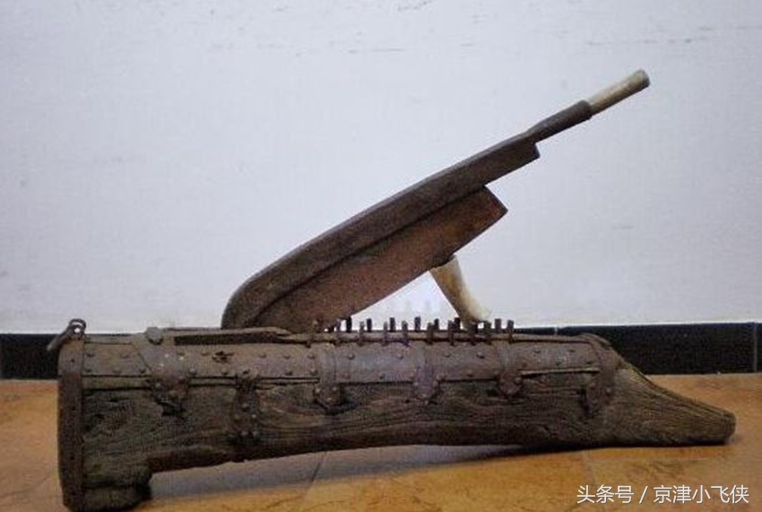 古代五大追魂刀：一种片片削，一种腰两断，一种四千年血斑留至今