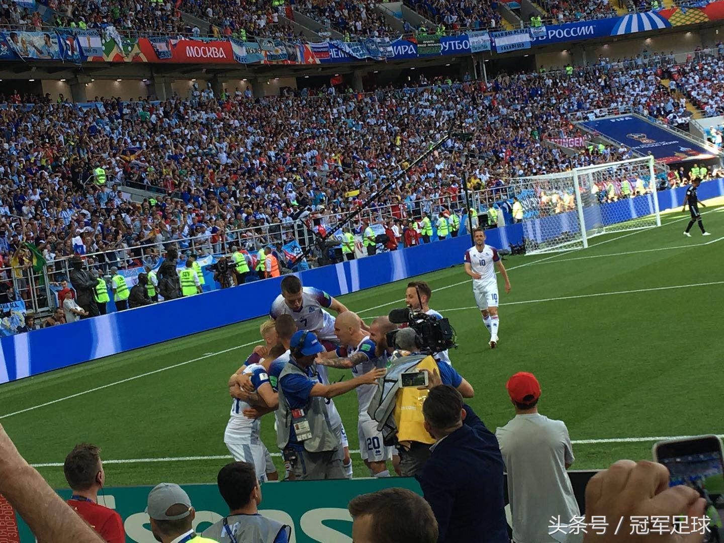 阿根廷球迷穿梅西球衣的占比,阿根廷梅西的球迷身穿10号队服