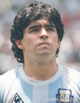 贝利是谁给贝利的外号,贝利绰号