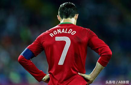 绝代双骄梅西和c罗比武,绝代双骄梅西c罗齐聚世界杯决赛