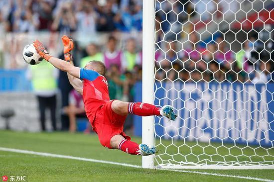 导演有预测能力,导演扑出梅西点球